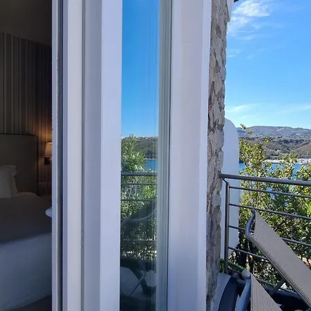 Hotell Plaza Porto Azzurro